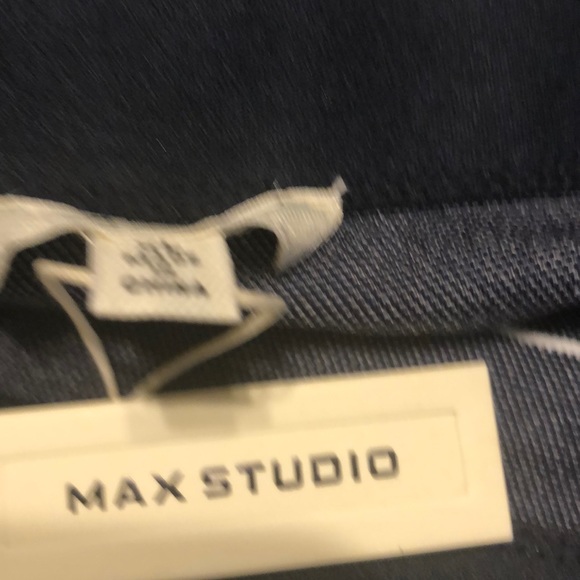 Blue and white striped skirt - Picture 2 of 5